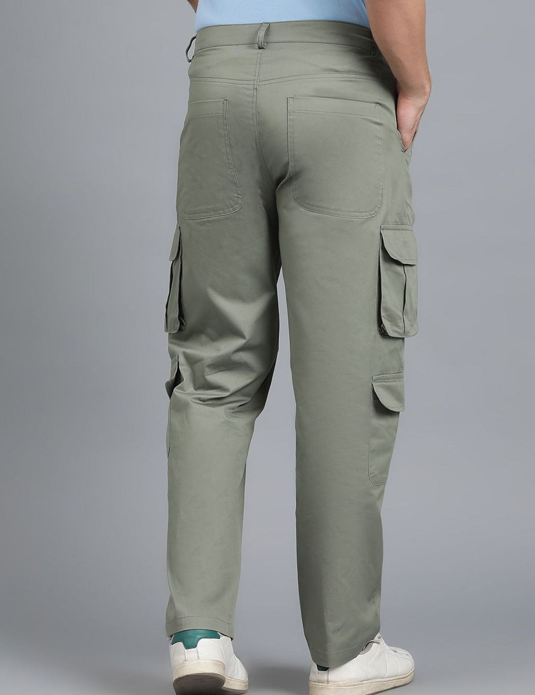 Kotty Men Relaxed Low-Rise Easy Wash Cargos Trousers