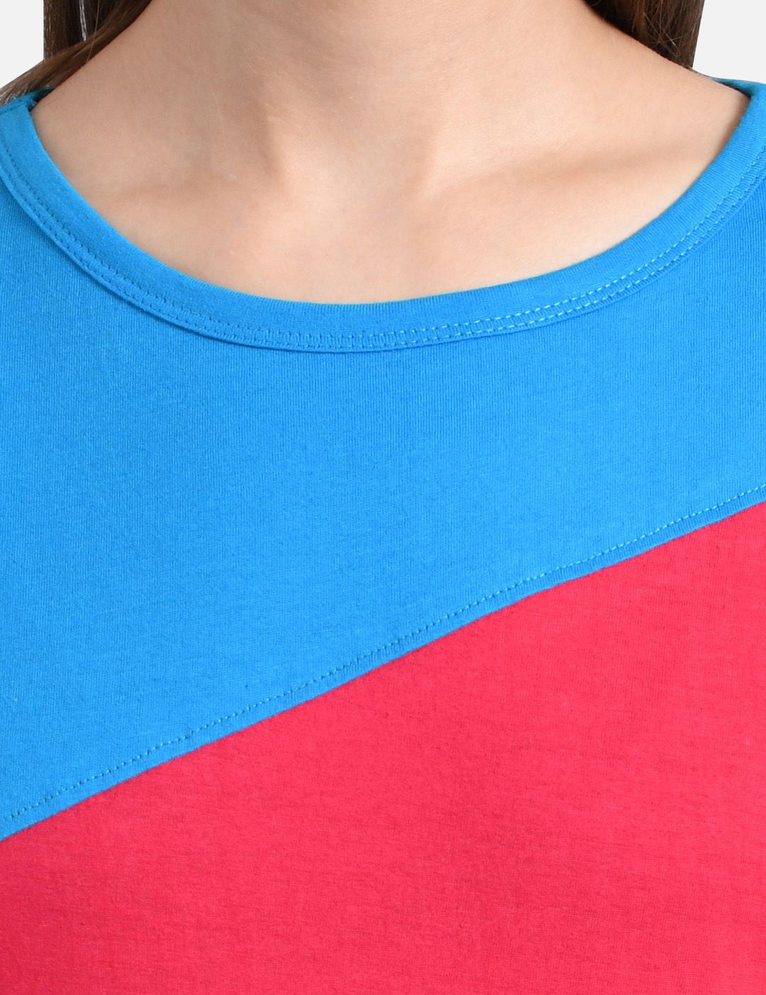 Kotty Women Blue Colourblocked Round Neck T-shirt