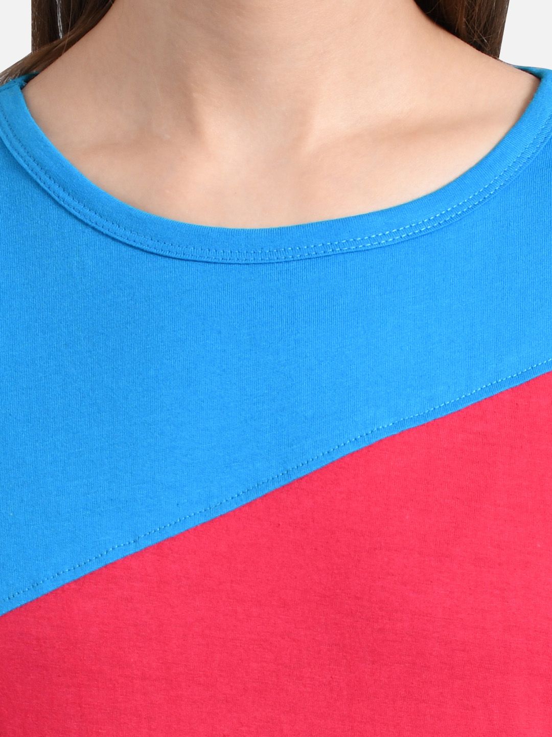 Kotty Women Blue Colourblocked Round Neck T-shirt