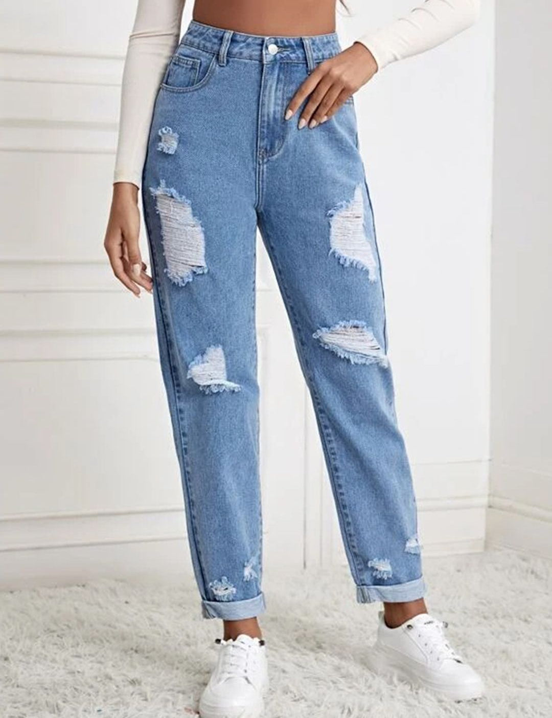 Kotty Women Blue High-Rise Highly Distressed Jeans