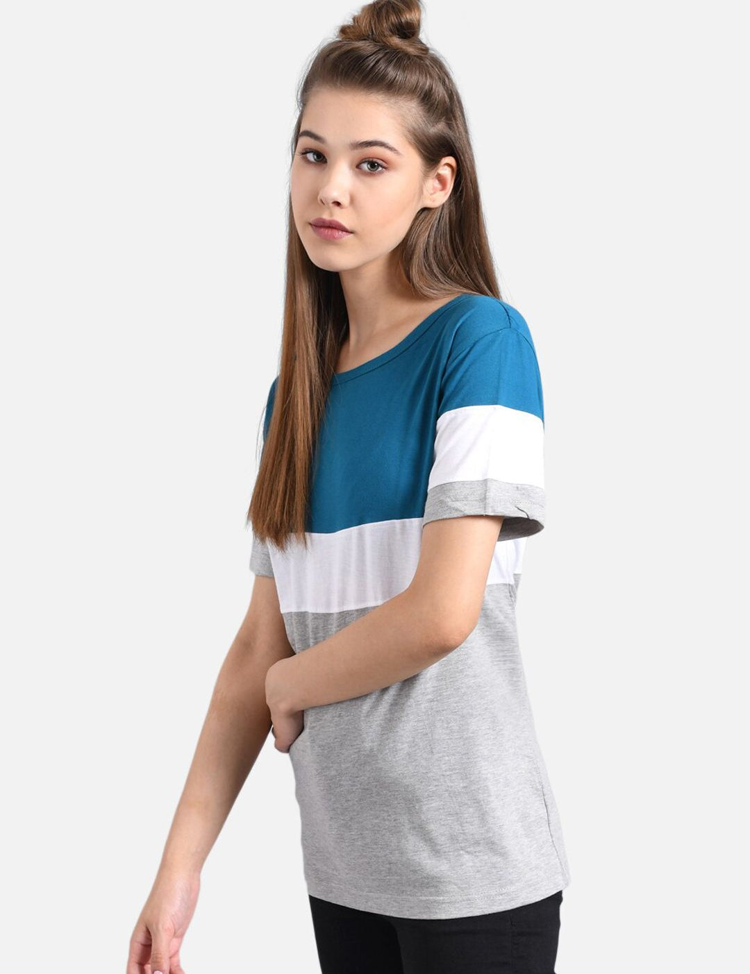 Kotty Women Blue & Grey Colourblocked Round Neck T-shirt