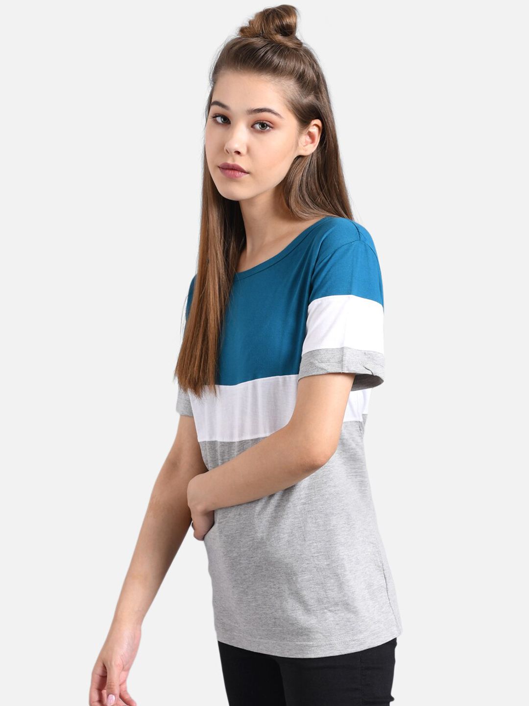 Kotty Women Blue & Grey Colourblocked Round Neck T-shirt