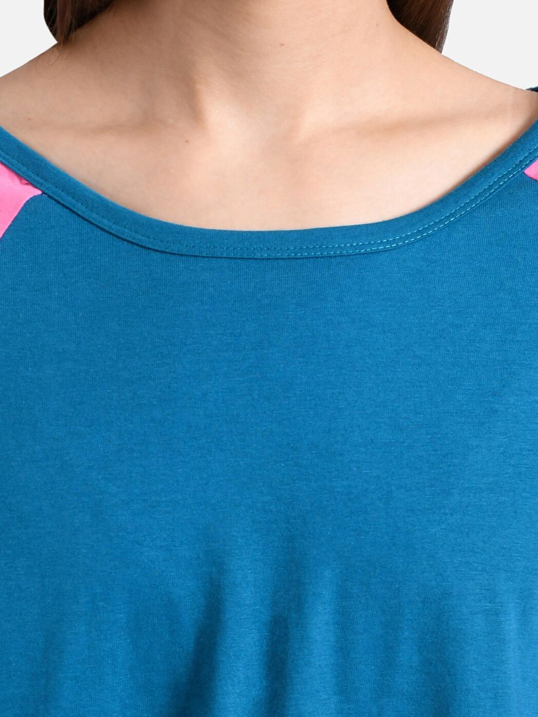 Kotty Women Navy Blue & Pink Colourblocked Boat Neck T-shirt
