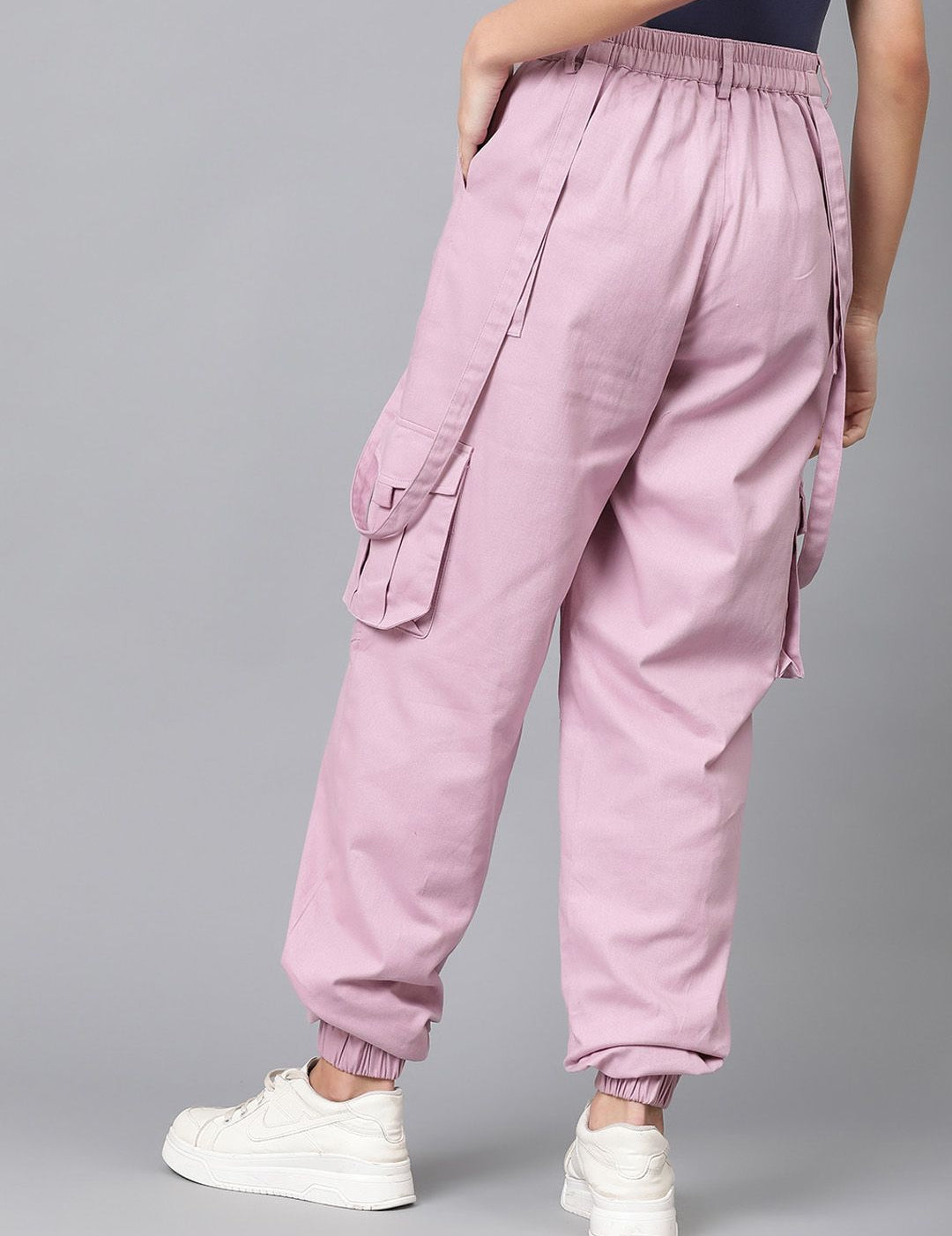 Kotty Women Relaxed High-Rise Joggers