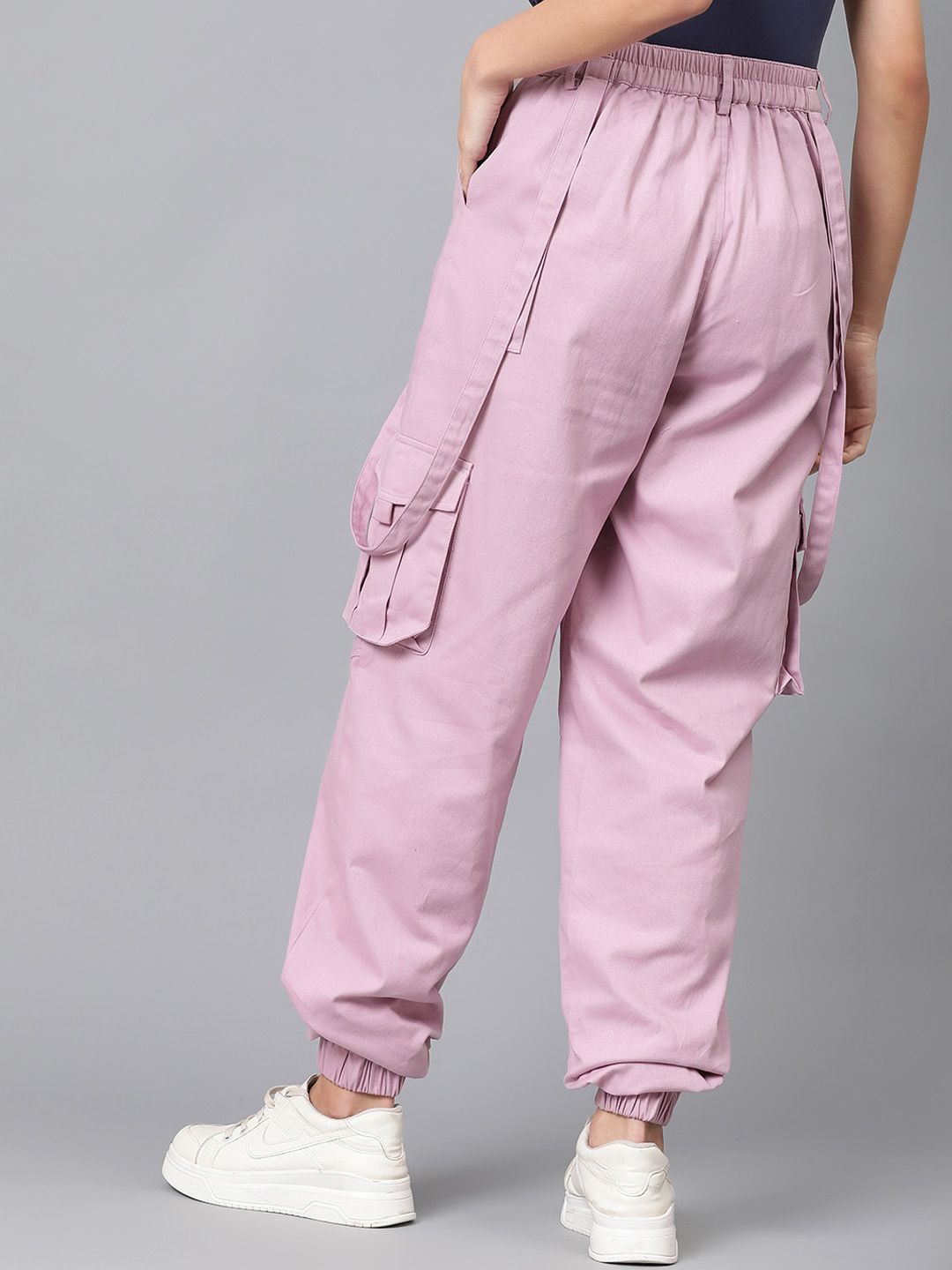 Kotty Women Relaxed High-Rise Joggers