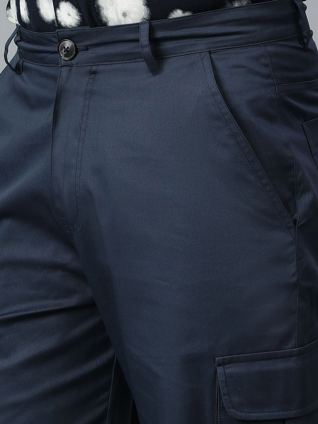 Kotty Men Relaxed Low-Rise Easy Wash Cargos Trousers