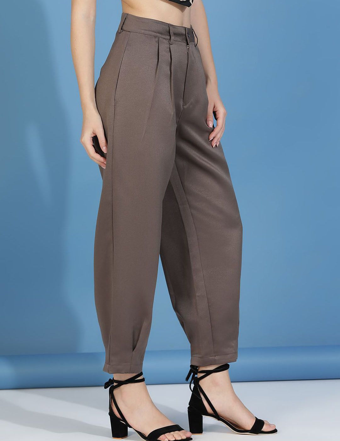 Kotty Women Relaxed High-Rise Easy Wash Pleated Peg Trousers