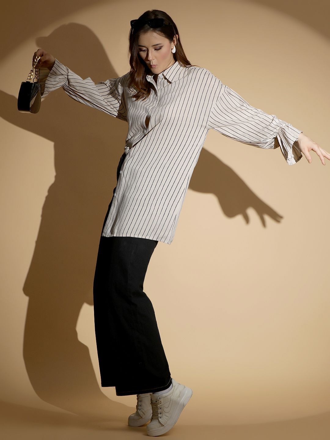 Kotty Women Comfort Spread Collar Vertical Striped Cotton Oversized Casual Shirt