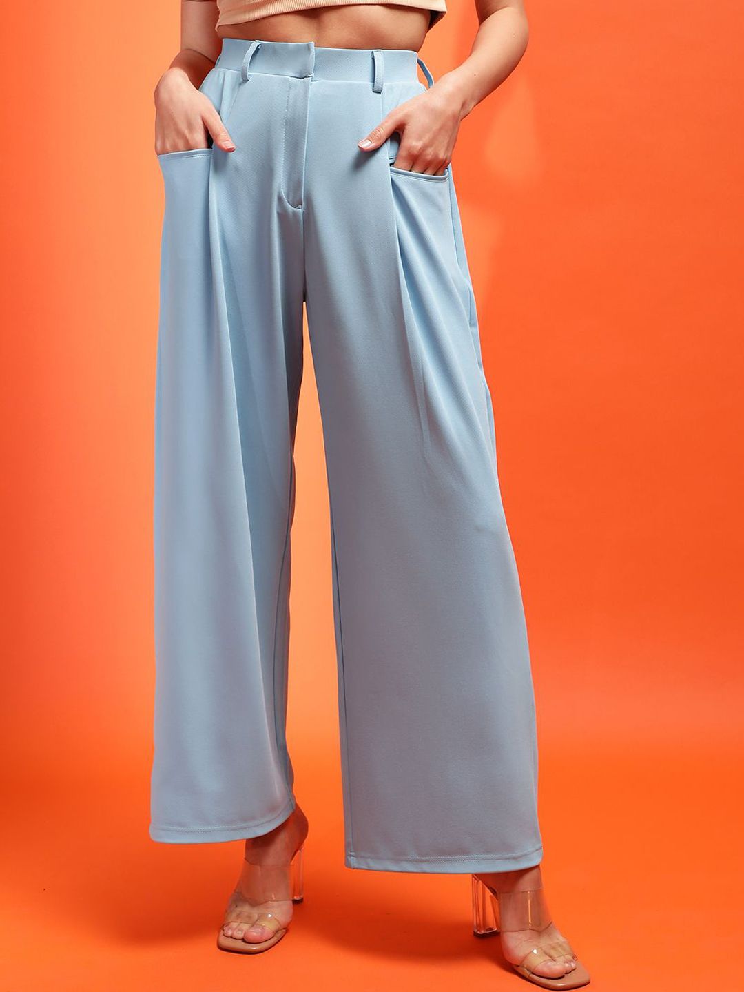 KOTTY BIZwear Women Relaxed Straight Fit Mid-Rise Easy Wash Pleated Parallel Trousers