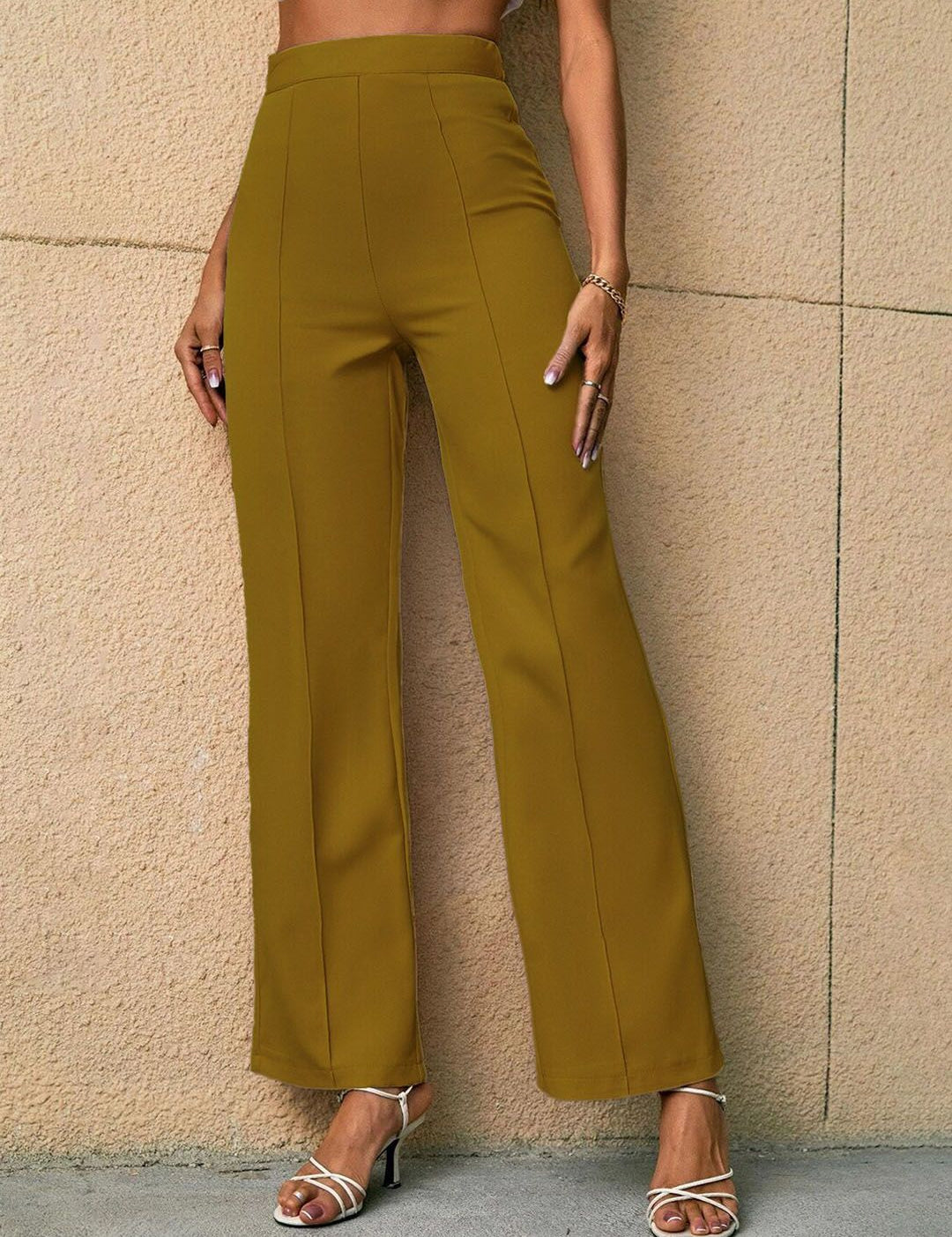 Kotty Women Relaxed Straight Fit High-Rise Easy Wash Trousers