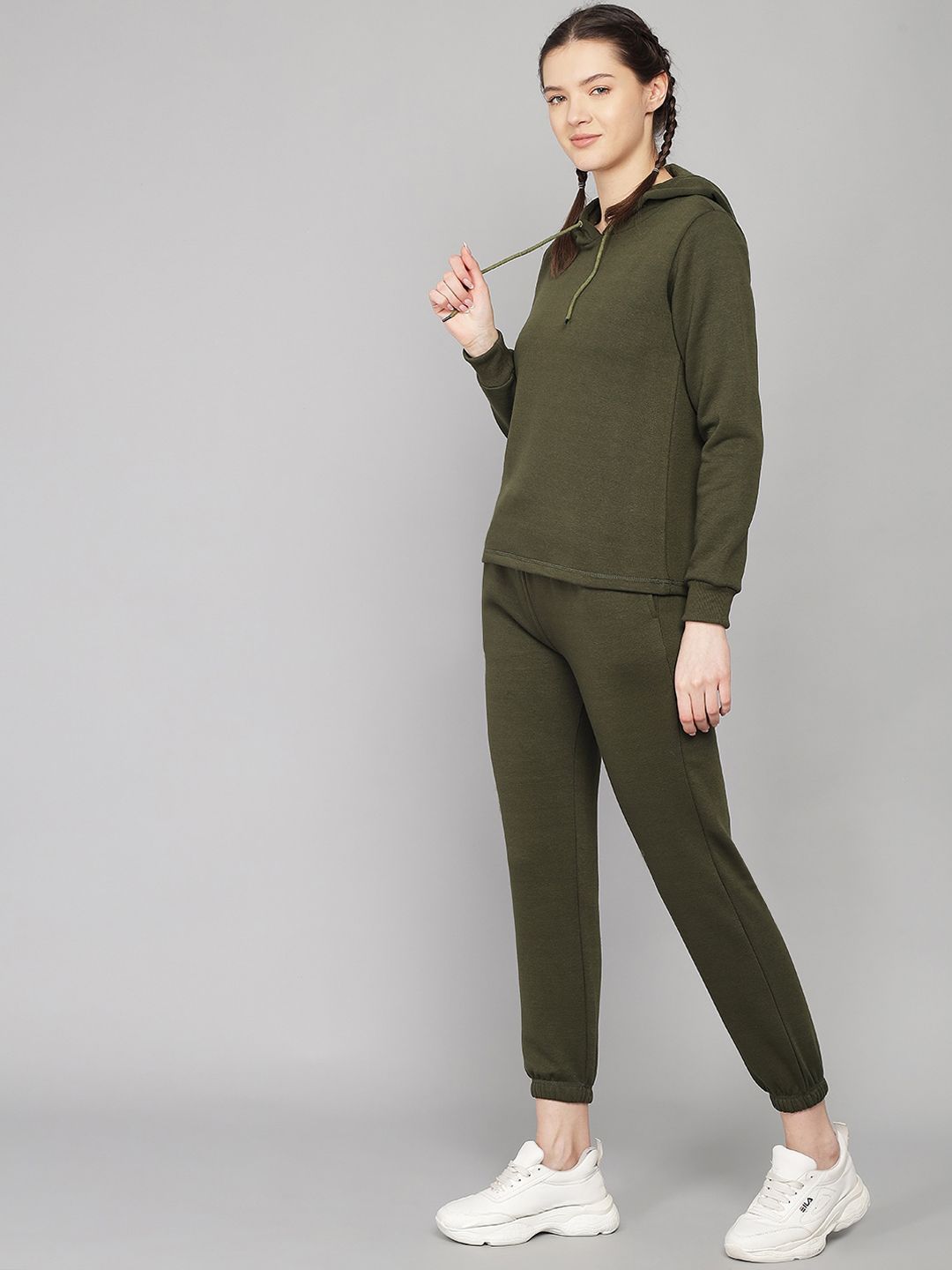 Kotty Women Olive Solid Sweatshirt With Sweatpant