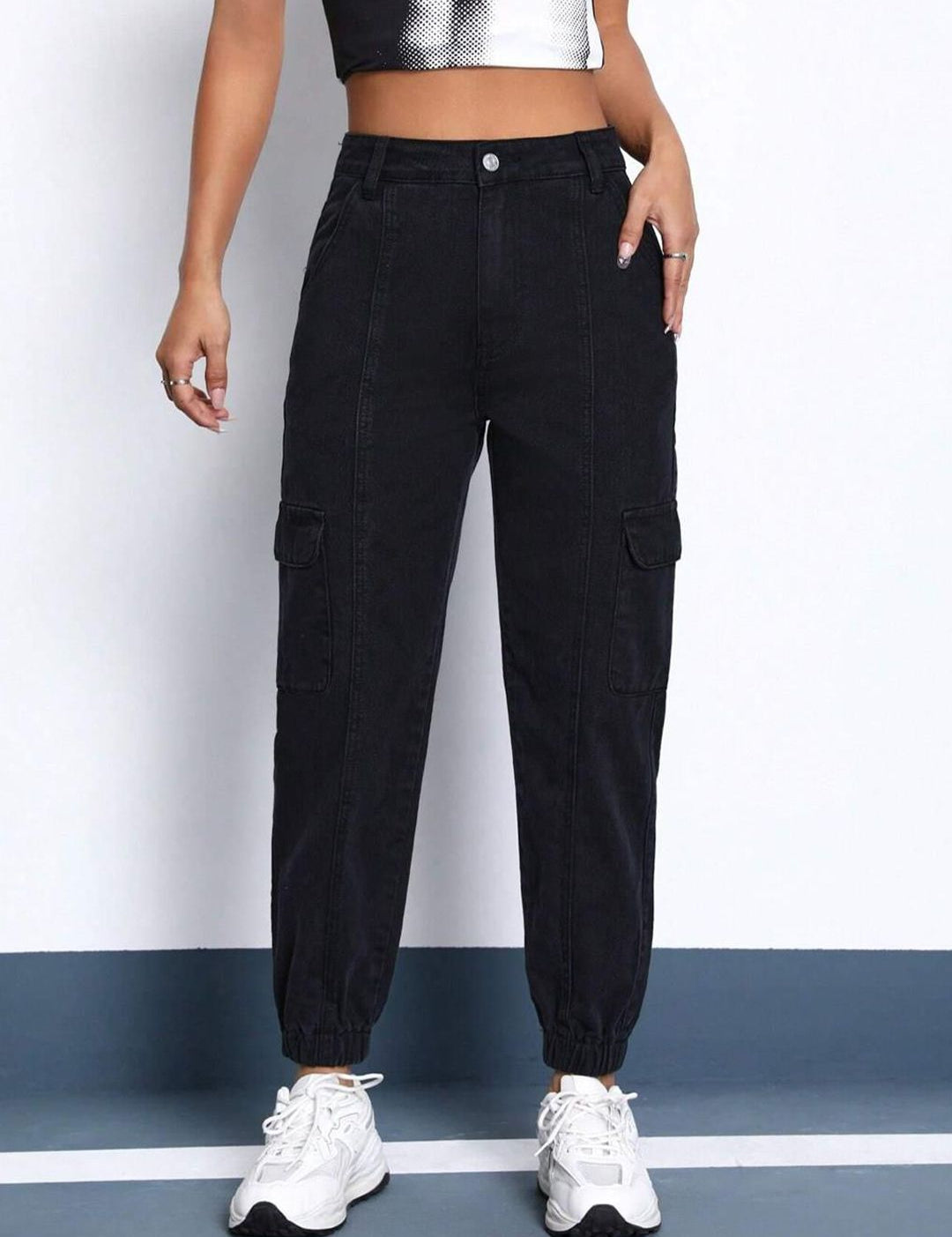 Kotty Women Black Jean Straight Fit Stretchable Cargo Jeans