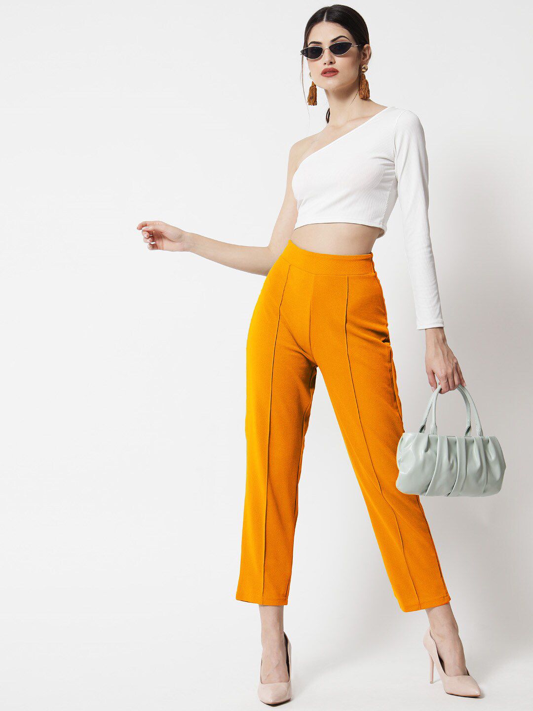 Kotty Women Relaxed Straight Fit High-Rise Easy Wash Trousers