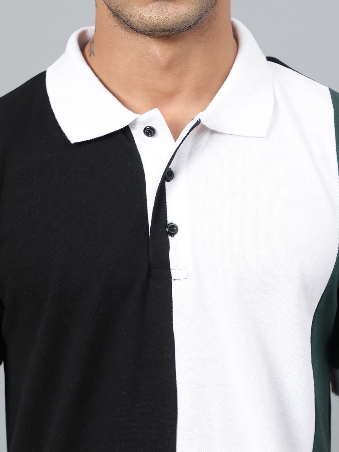 Kotty Men Colourblocked Polo Collar T-shirt