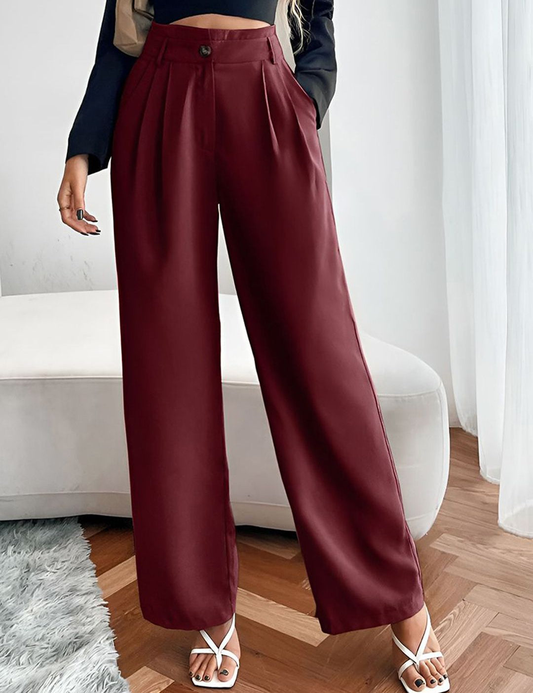 Kotty Women Relaxed Straight Fit High-Rise Easy Wash Pleated Parallel Trousers