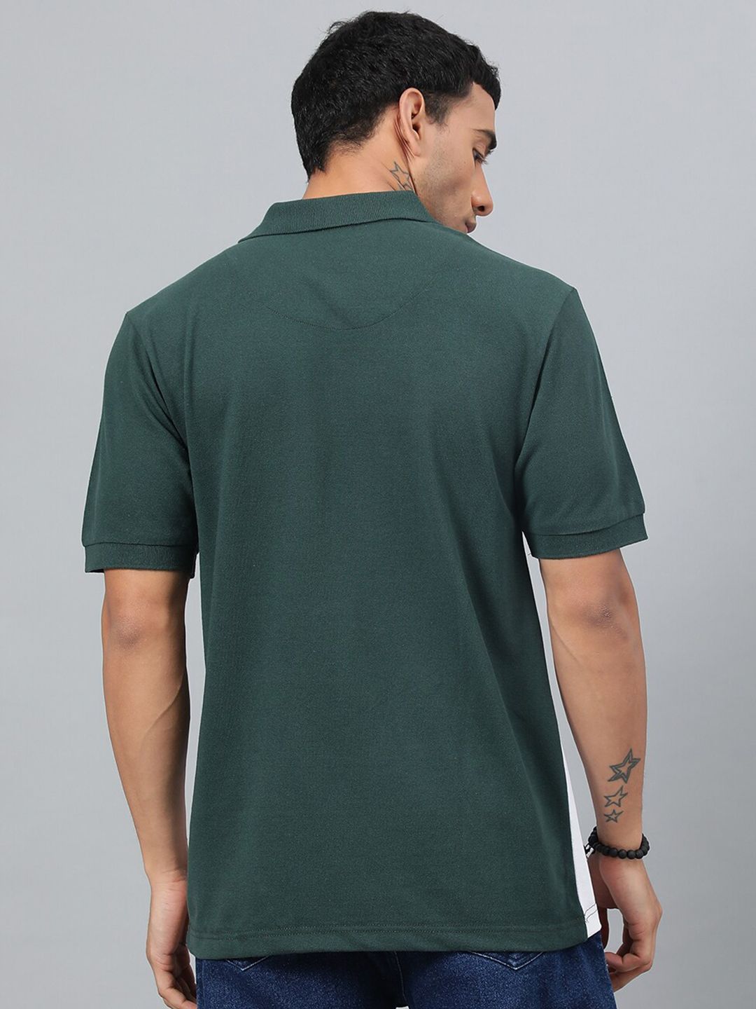 Kotty Green & White Colourblocked Polo Collar Cotton T-shirt