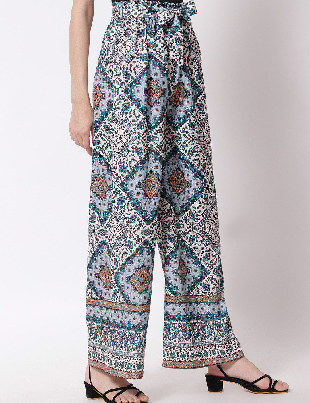 Kotty Women Blue and White Ethnic Motifs Printed Relaxed High-Rise Easy Wash Trousers