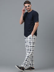 Kotty Men Checked Relaxed Low-Rise Easy Wash Cargo Trousers