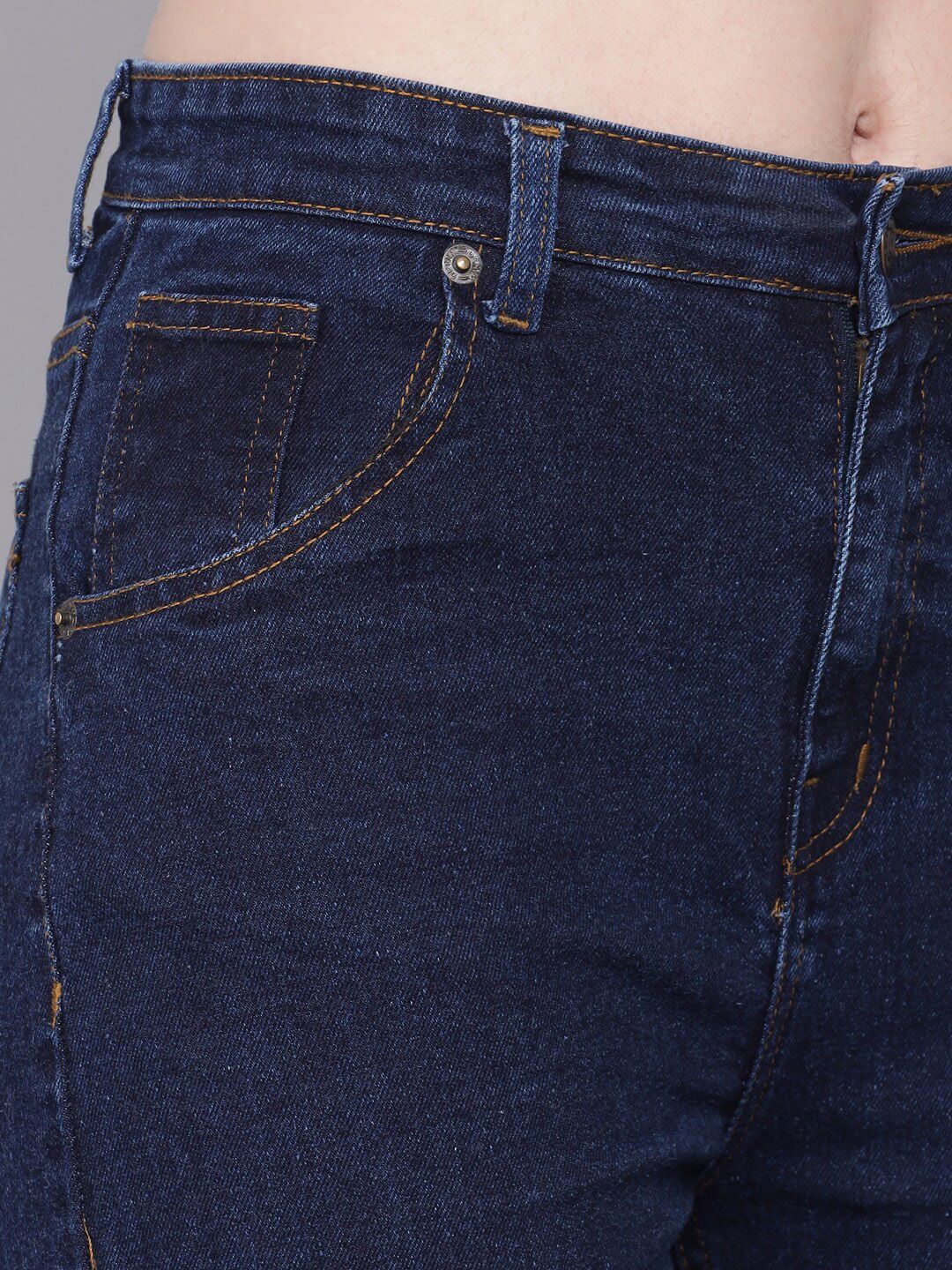 Kotty Women Blue High-Rise Mildly Distressed Jeans