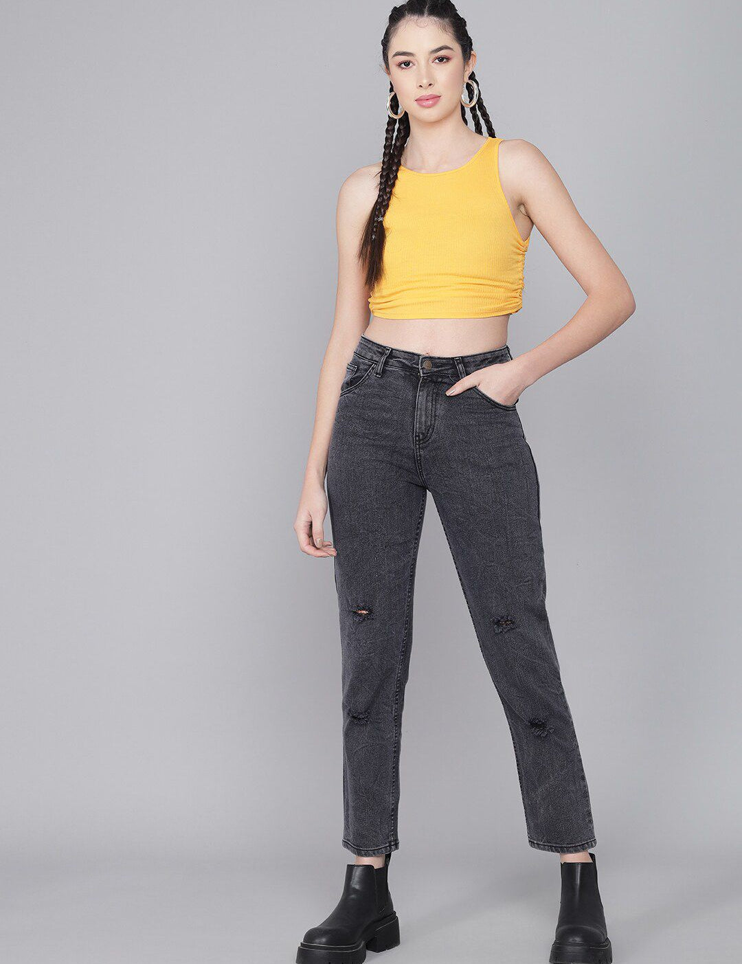 Kotty Women Blue High-Rise Mildly Distressed Jeans