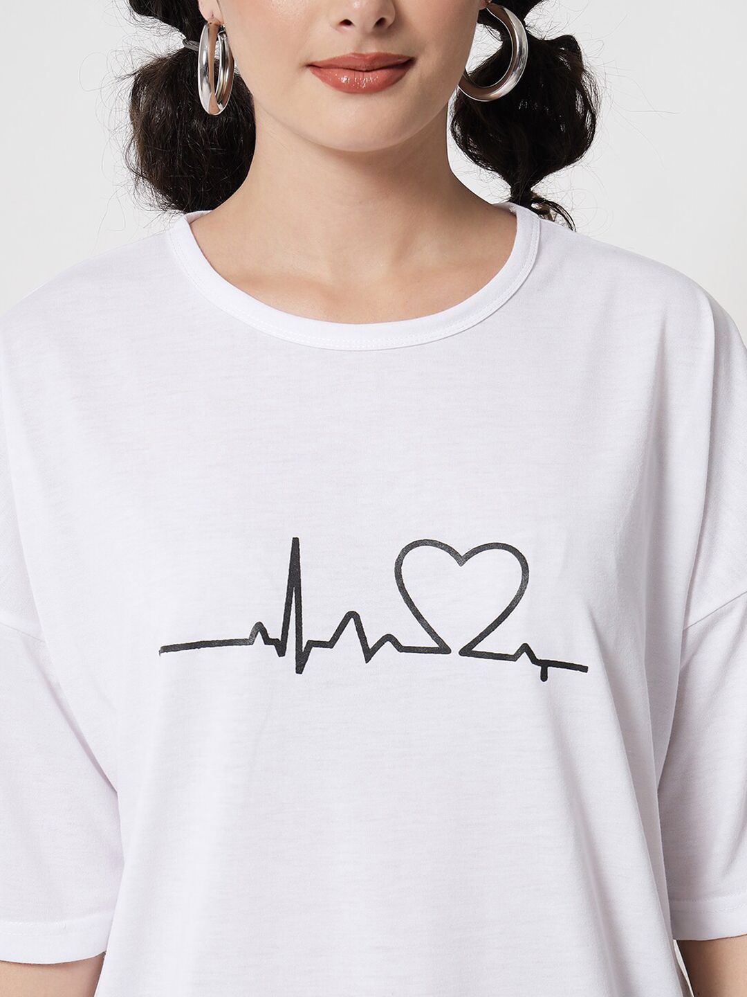 Kotty Women White Typography Printed Drop-Shoulder Sleeves Oversized T-shirt