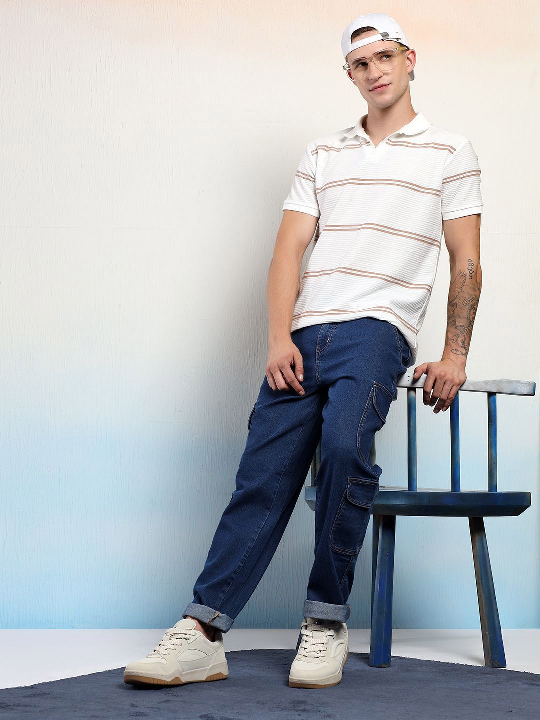 Kotty Men Low-Rise Wrinkle Free Pleated Cargos Trousers