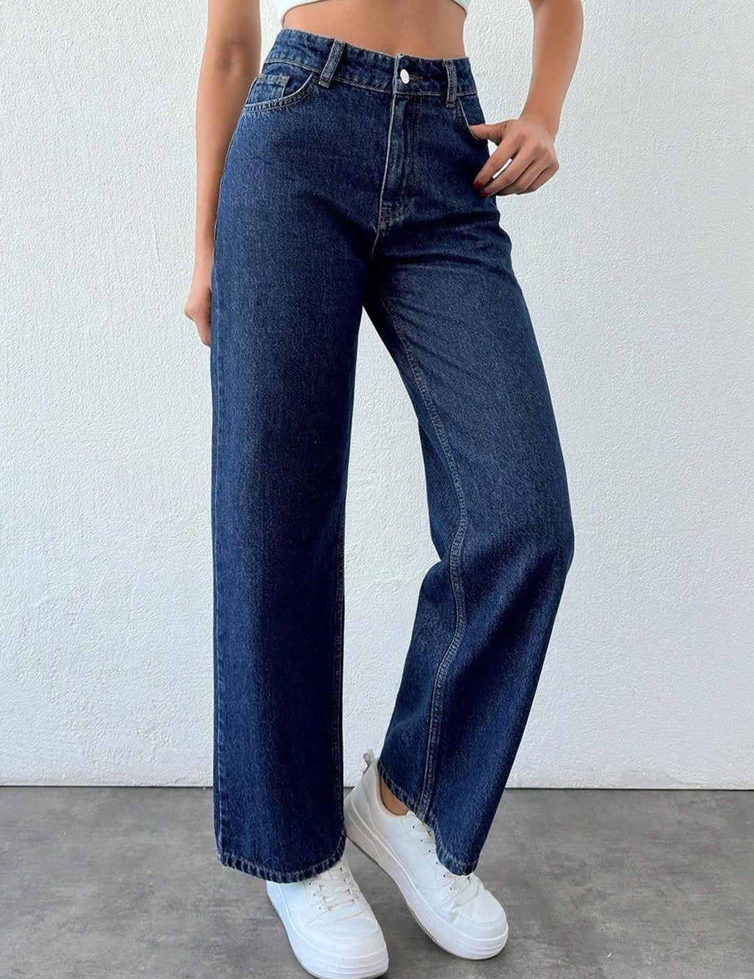 Kotty Women Straight Fit High-Rise Stretchable Jeans