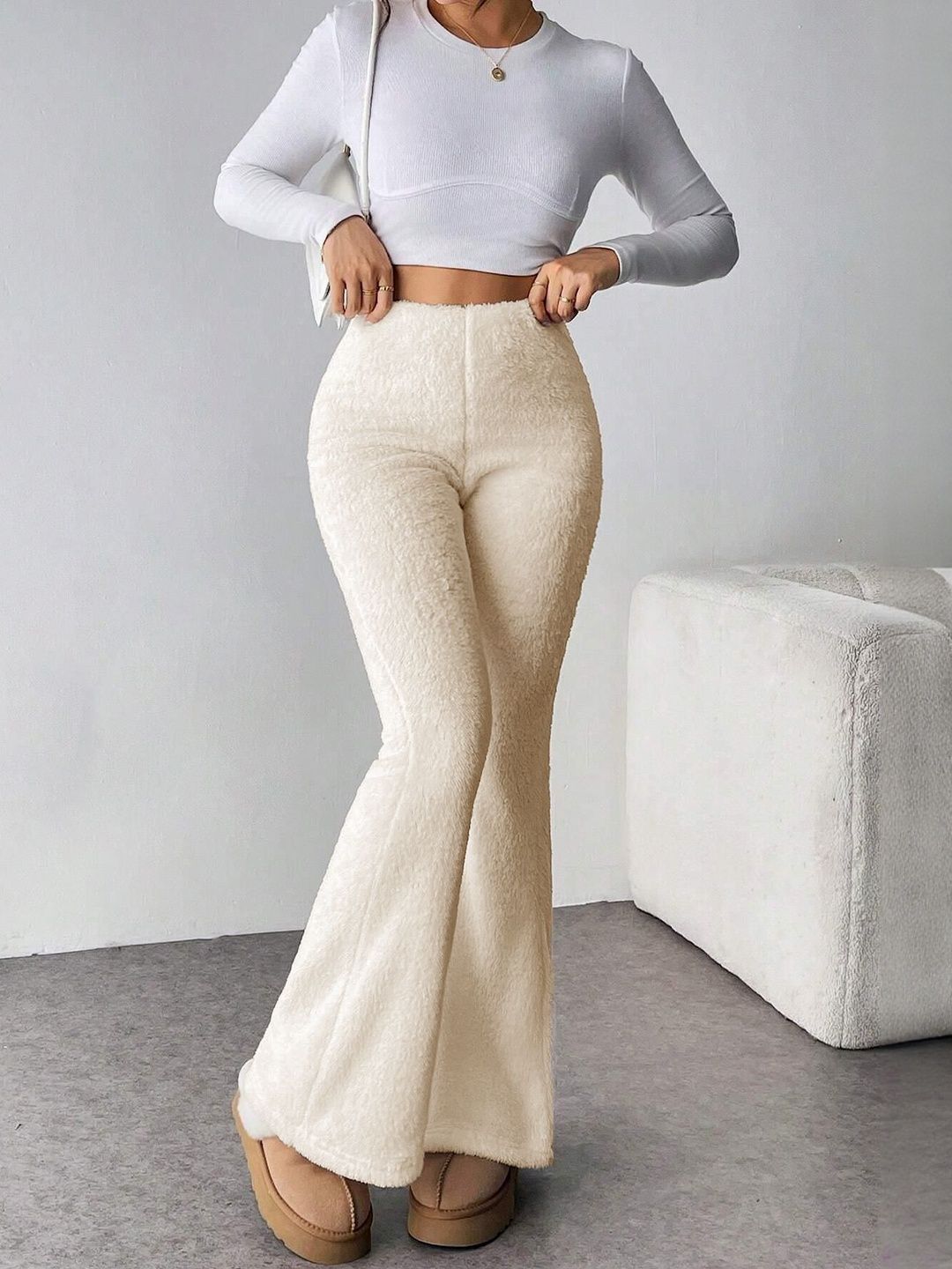 Kotty Women Solid Bootcut High-Rise Trousers