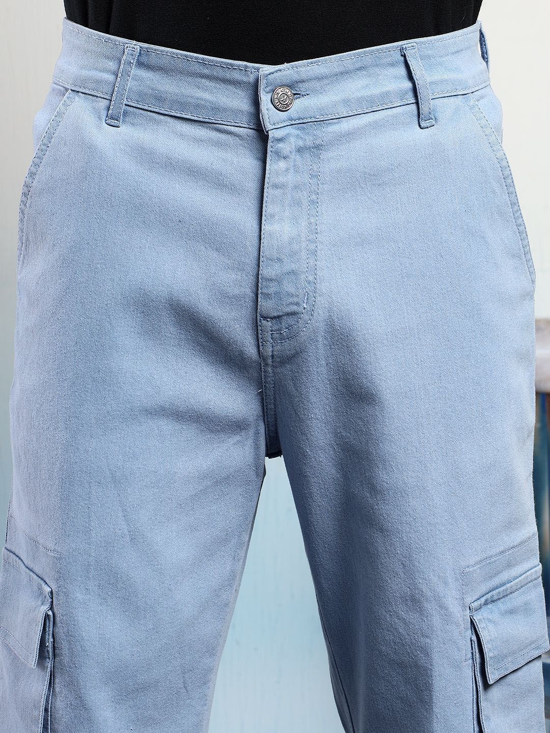 Kotty Men Low-Rise Wrinkle Free Pleated Cargos Trousers