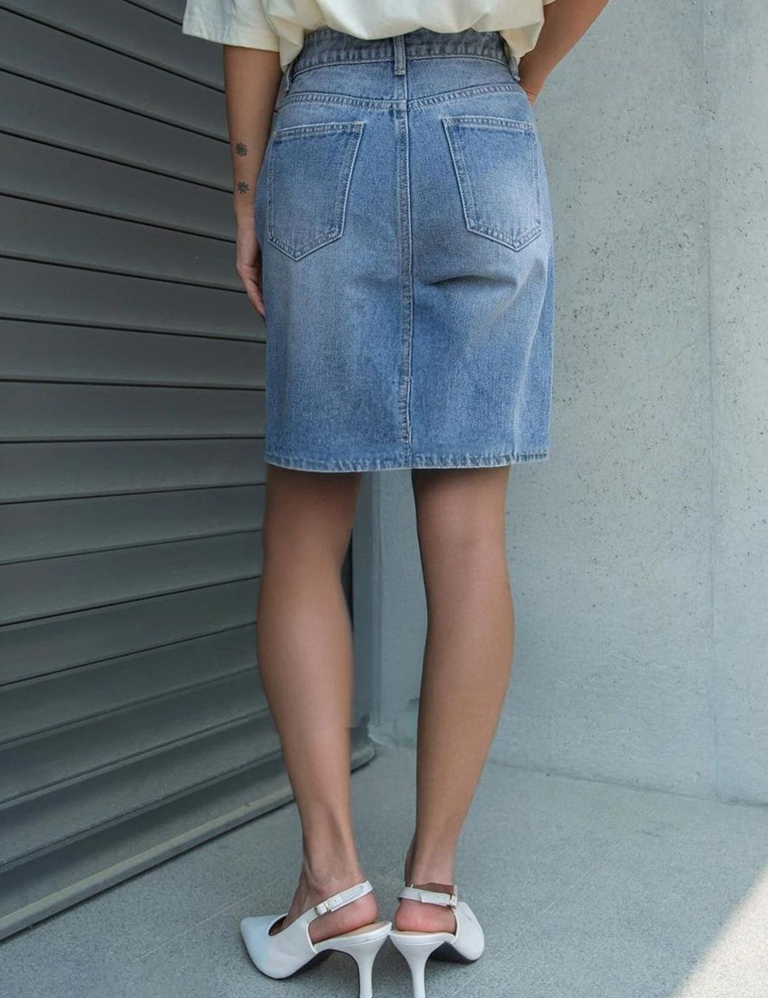 Kotty Women Solid Pencil Above Knee Skirt