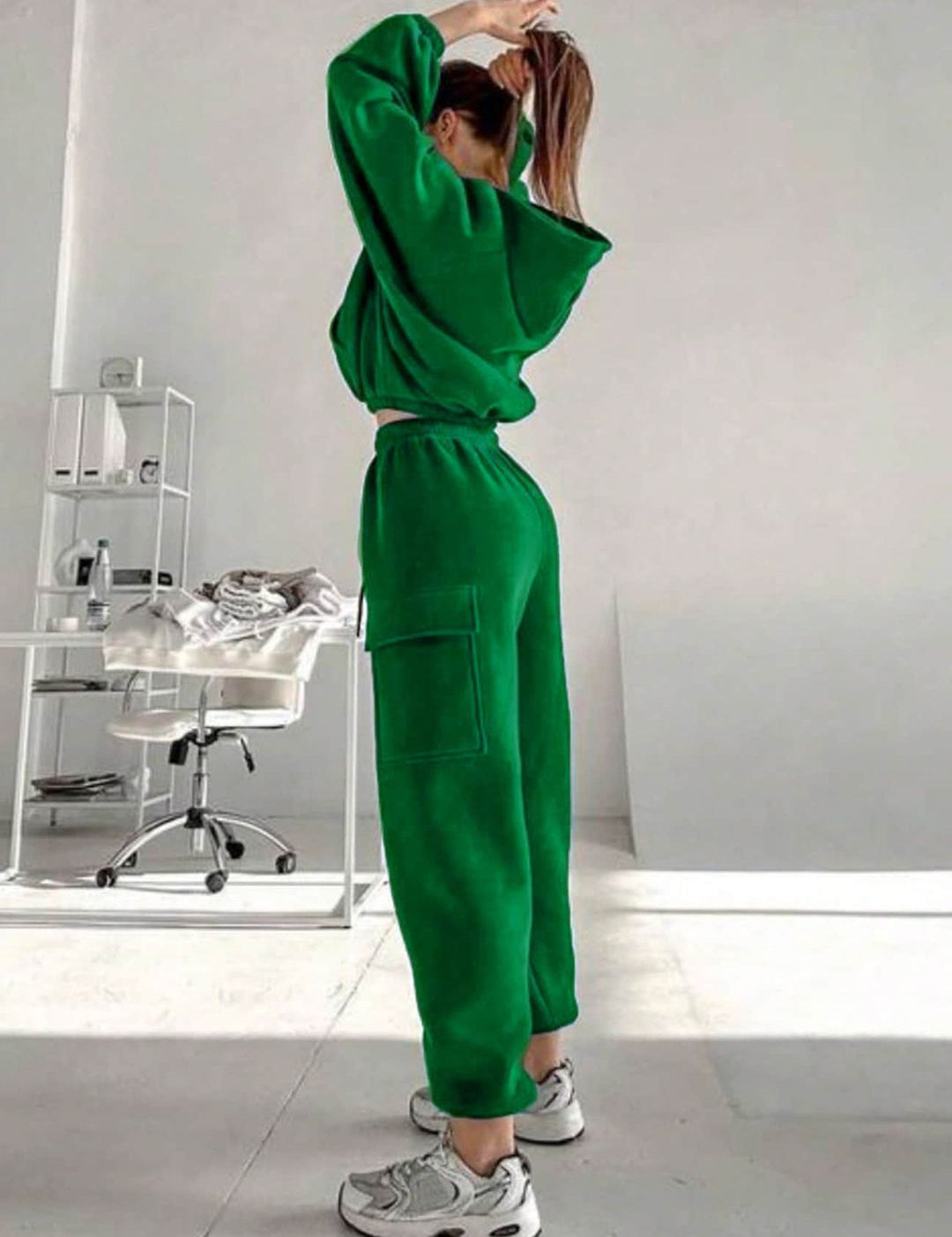 Kotty Green Hooded Sweatshirt With Joggers 