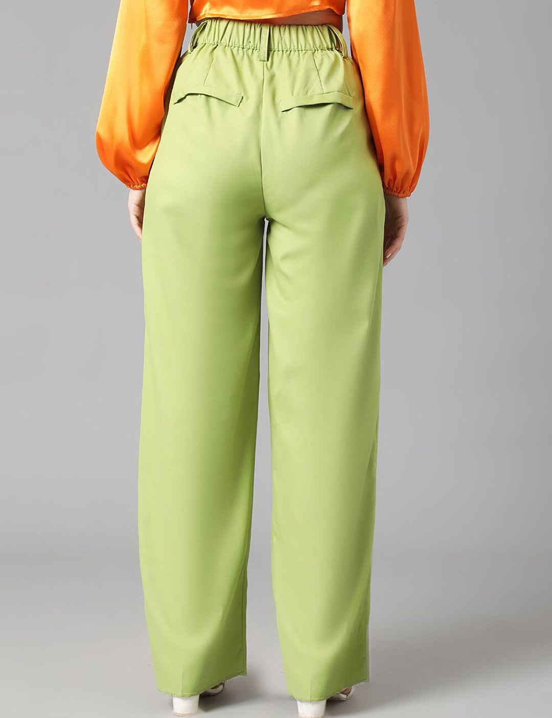 Kotty Women Green Relaxed Straight Leg Straight Fit High-Rise Easy Wash Pleated Trousers