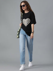 Kotty Graphic Printed Drop-Shoulder Sleeves Oversized T-shirt