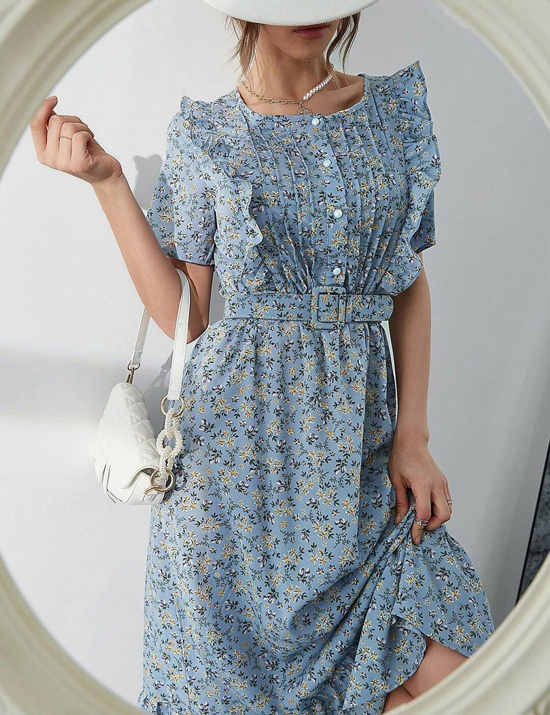 Kotty Floral Printed Midi Fit & Flare Dress