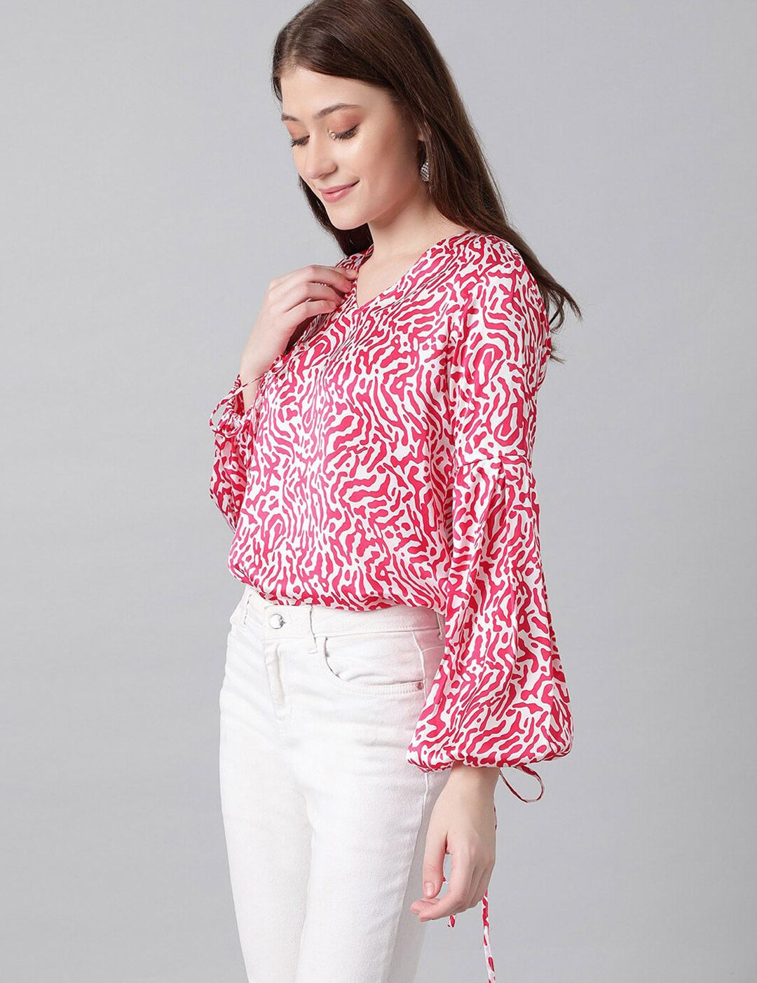 Kotty Red & White Animal Printed Puff Sleeve Satin Blouson Top