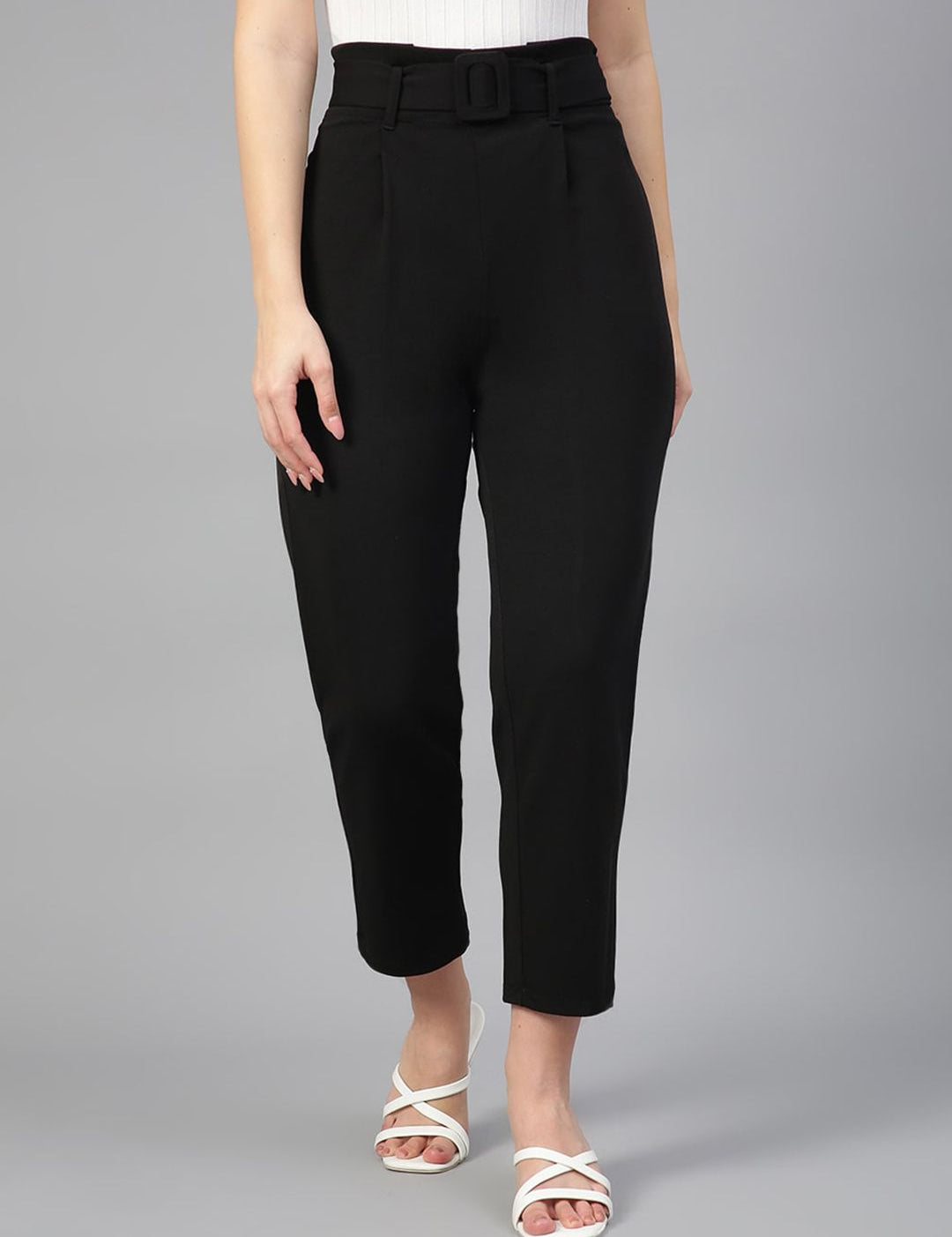 Kotty Women Relaxed Straight Fit High-Rise Easy Wash Pleated Trousers