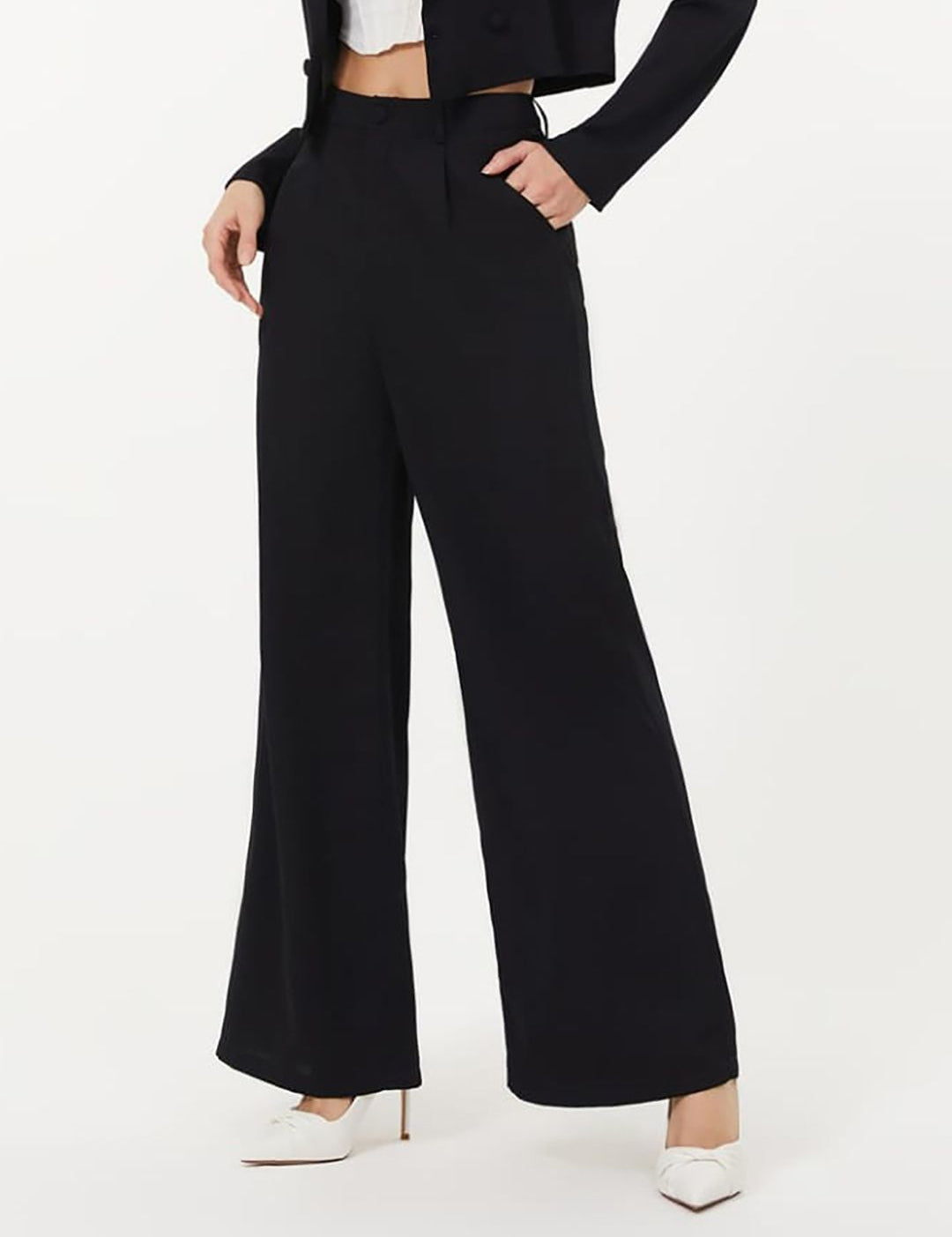 KOTTY BIZwear Basics Women Relaxed Straight Leg Straight Fit High-Rise Easy Wash Pleated Trousers