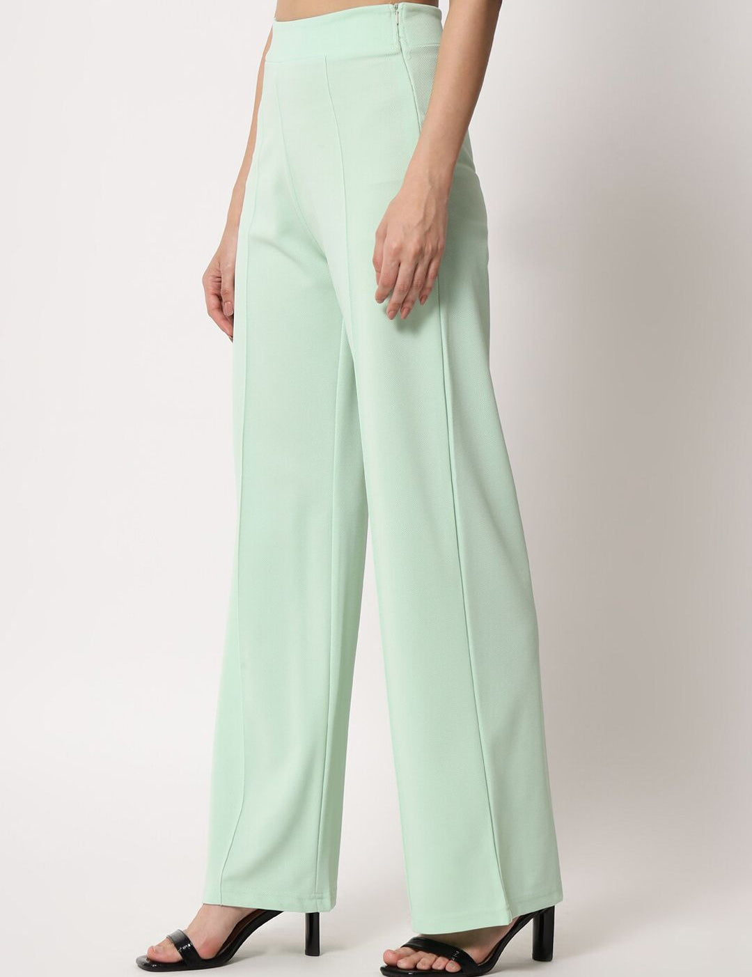 Kotty Women Green Relaxed Straight Fit High-Rise Easy Wash Trousers