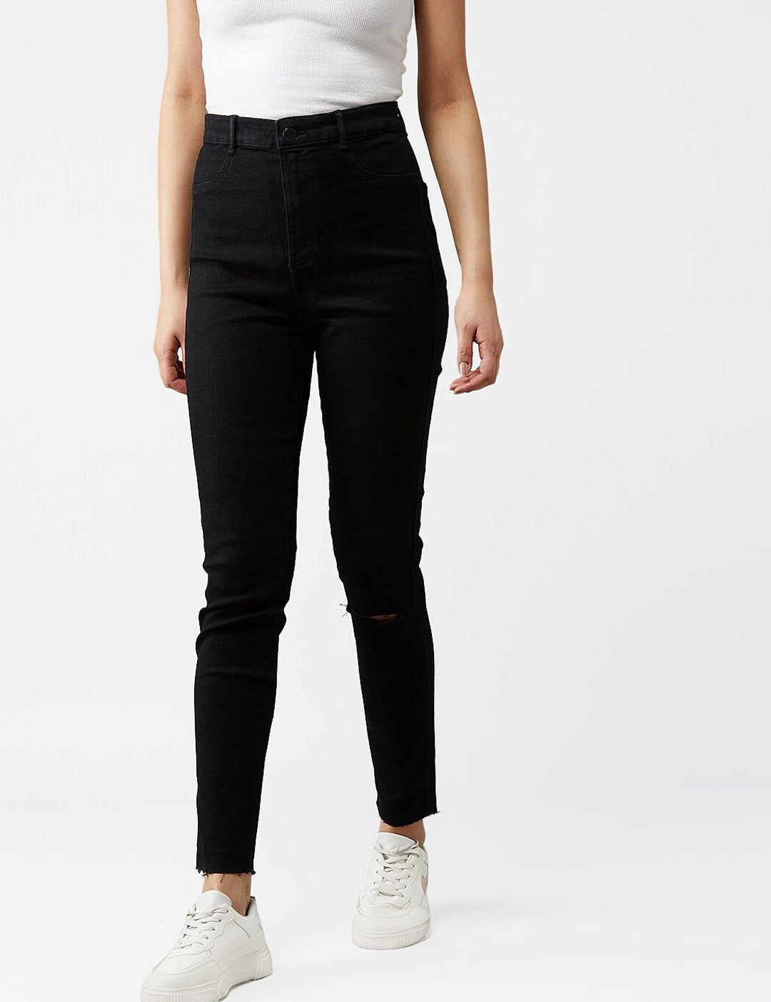 Kotty Women Black Skinny Fit High-Rise Clean Look Jeans