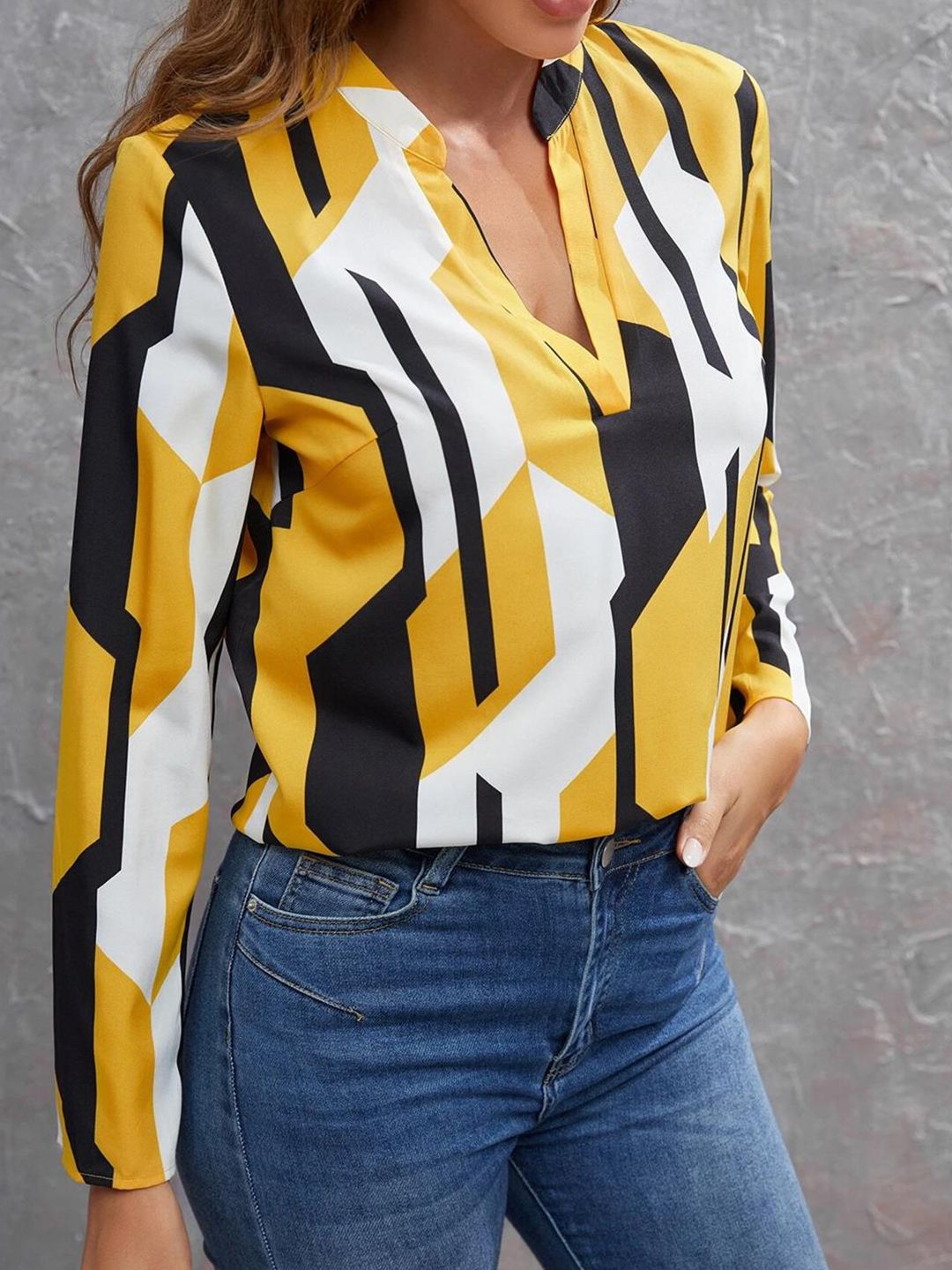 Kotty Print Mandarin Collar Crepe Shirt Style Top