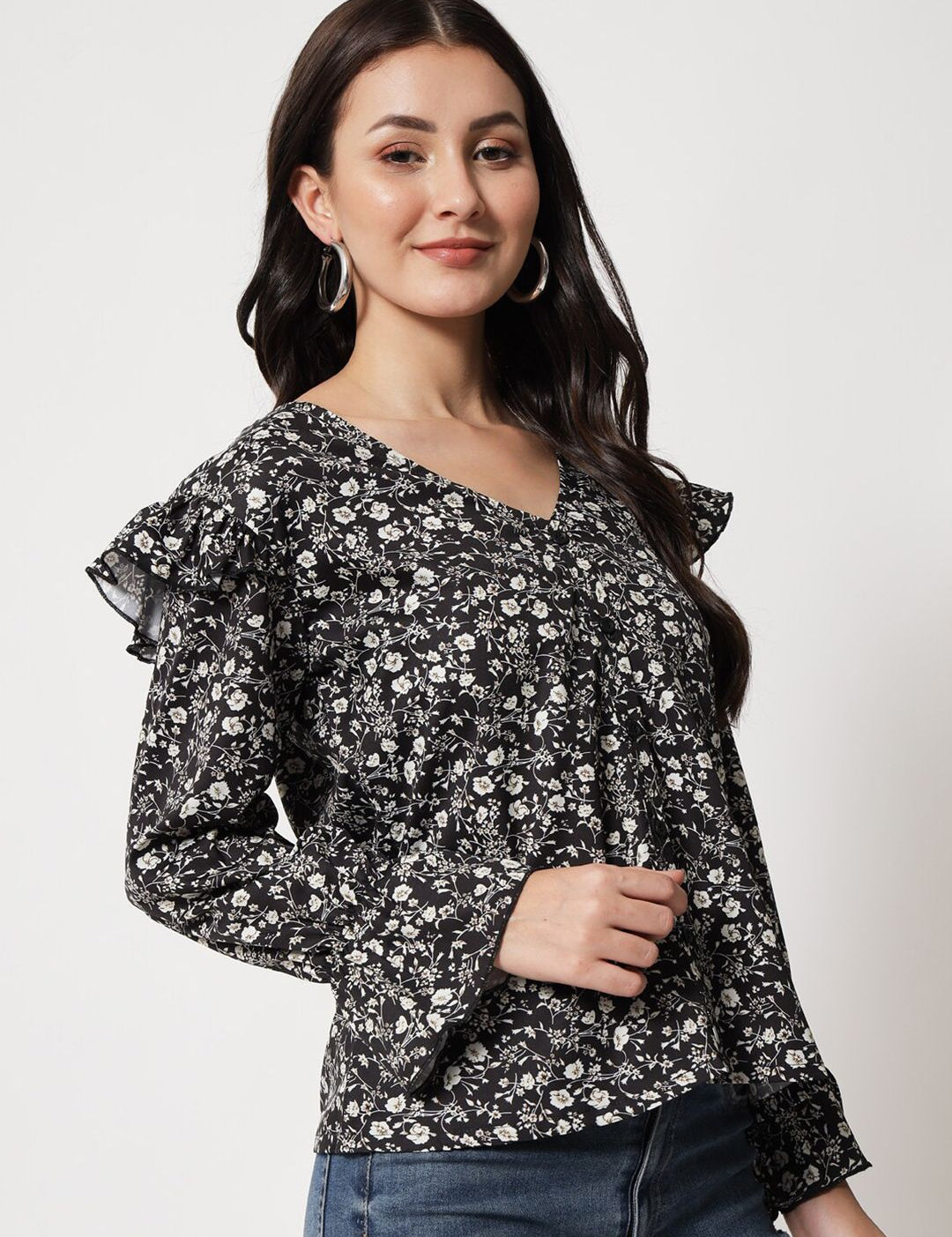 Kotty Floral Print Bell Sleeve Ruffles Crepe Top