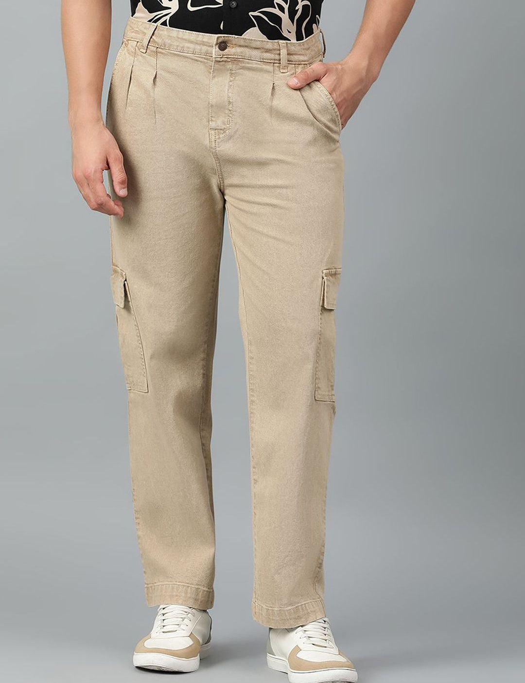 Kotty Men Low-Rise Stretchable Cargo Jeans