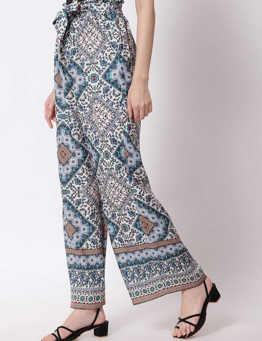 Kotty Women Blue and White Ethnic Motifs Printed Relaxed High-Rise Easy Wash Trousers