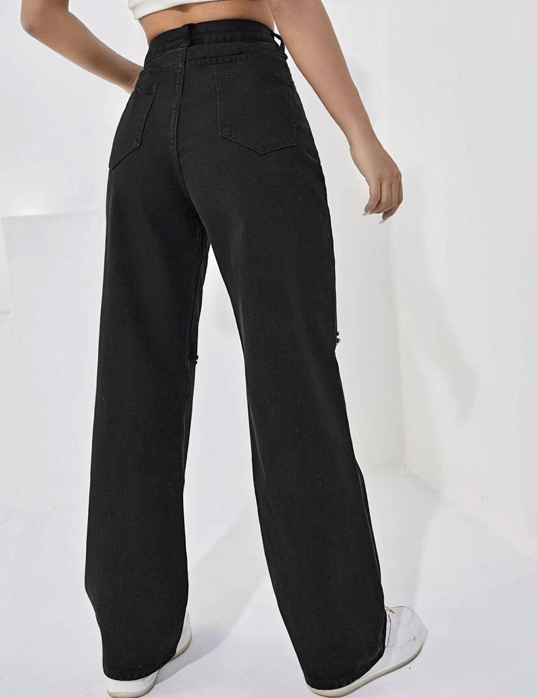 Kotty Women Straight Fit High-Rise Slash Knee Stretchable Jeans