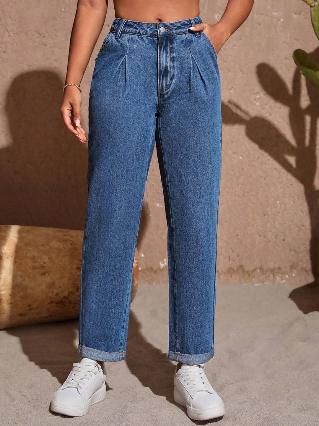 Kotty Women High-Rise Clean Look Stretchable Jeans