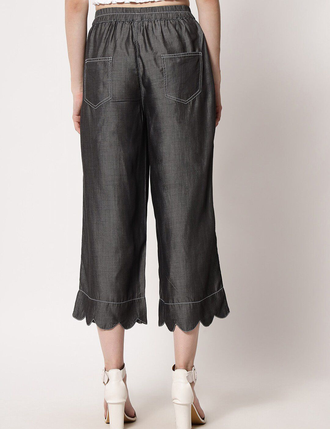 Kotty Women Grey Jean Low Distress Stretchable Jeans