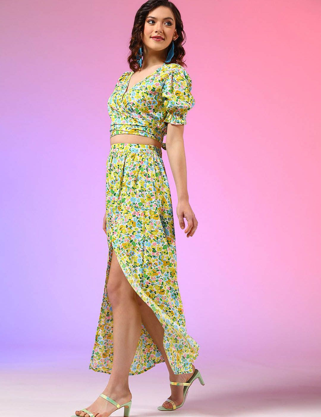 Kotty Yellow Floral Printed V-Neck Top With Skirt