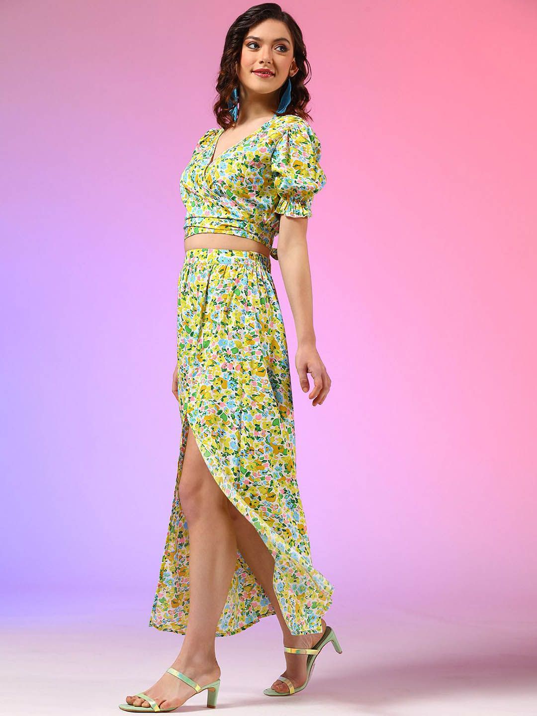 Kotty Yellow Floral Printed V-Neck Top With Skirt