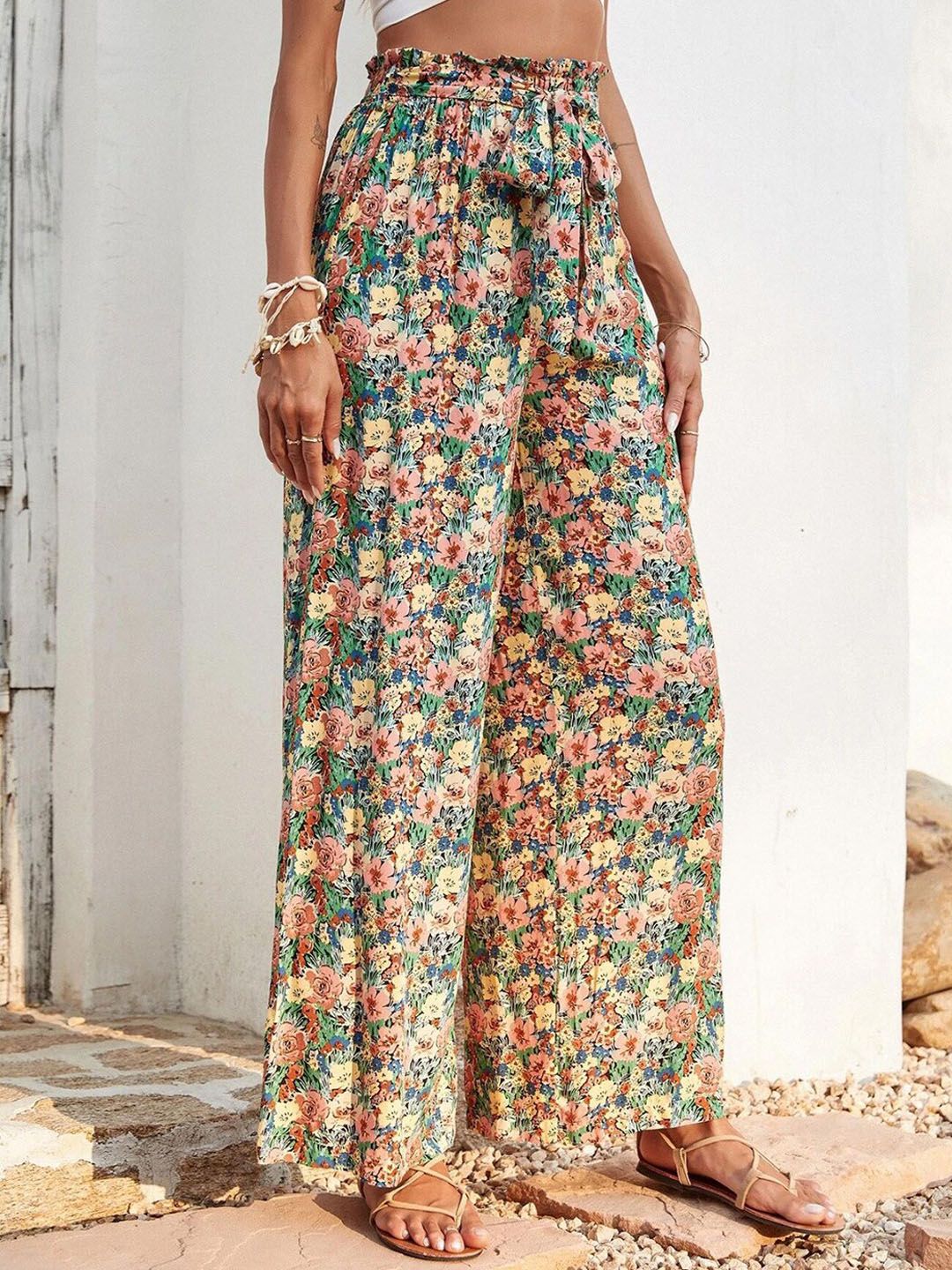 Kotty Women Multicoloured Floral Printed Relaxed High-Rise Easy Wash Trousers