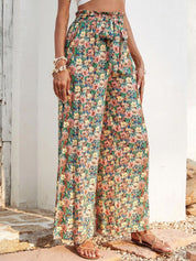 Kotty Women Multicoloured Floral Printed Relaxed High-Rise Easy Wash Trousers